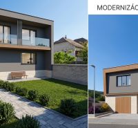 Na predaj rodinný dom Ladomerská Vieska, 321 m2 - Rodinný dom v Žiari nad Hronom s modernou fasádou, zelenou záhradou a drevenými detailmi.