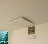 SENEC – SLNEČNÉ JAZERÁ JUH – NA PREDAJ - romantická rekreačná chata po - Biely strop s infrapanelom a kalendárom v Chate.