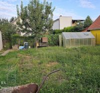 REZERVOVANÉ - NOVÁ CENA - Okr. Senec - TUREŇ - EXKLUZÍVNE NA PREDAJ ro - Záhrada rodinného domu v Tureň s chatkou a skleníkom na ulici Tureň.