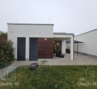 SENEC – NA PREDAJ - Novostavba, 4. izbový rodinný dom s parkovaním pre - Rodinný dom na Tulipánovej ulici v Senci so záhradou a terasou.