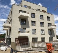  Na predaj 4-izbový byt s predzáhradkou - A-1 - Novostavba v Bratislave - Rači s balkónmi a vonkajšími priestormi, ideálna pre 3-izbový byt.
