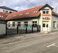 Predádzkový objekt na prenájom v centre mesta - Budova obchodných priestorov na prenájom v Dunajskej Strede na neuvedenej ulici.