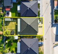 4-izbový dom 96m2 + pozemok 417m2  | Kostolište - Rodinný dom na ulici Martina Benku v Kostolišti s terasou a okolím.