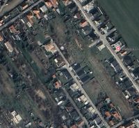 Pozemok vhodný na veľký RD Chorvátsky Grob 1.044m2 - Letecký pohľad na pozemky - bývanie v Chorvátskom Grobe na ulici Pod vinicami.