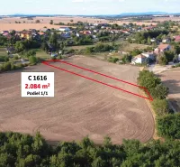Podhájska - 2.084 m2 POZEMOK na okraji obce - Poľnohospodárske a lesné pozemky v obci Podhájska, s rozlohou 2 084 m².