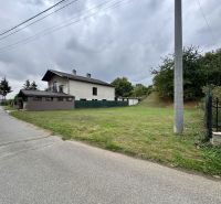 Stavebný pozemok v obci Medzianky – len 20 km od Prešova - Pozemok na bývanie v Medziankach, vedľa cesty, s neďalekými zalesnenými oblasťami.