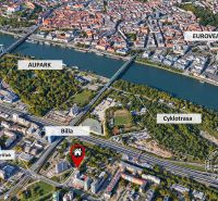 Garážové státie v NOVOSTAVBE, BA V. Petržalka, Bosákova ul - Letecký pohľad na Bratislavu, Petržalku, Bosákovu s označenými bodmi záujmu, vrátane Auparku a Eurovey.