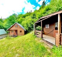 Predaj chaty a chalupy Banská Štiavnica - Drevené chatky obklopené prírodou v Rodinnom dome v Štefultove na lúke.