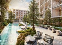 Výstavba bytov v Phukete s bazénom a zeleňou vytvára relaxačné prostredie.