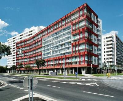 Prenájom - 4-izbový mezonet - Koloseo- PRENAJATE