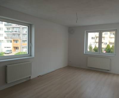 !NOVOSTAVBA BIELY KOSTOL!  3i byt, s balkónom, super cena 157.000€