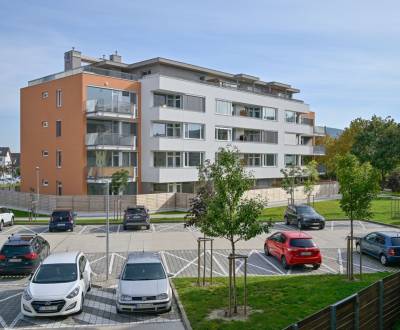 PRENÁJOM 2izb. zariadeného bytu Opletalova ul., BA - Devínska Nová Ves