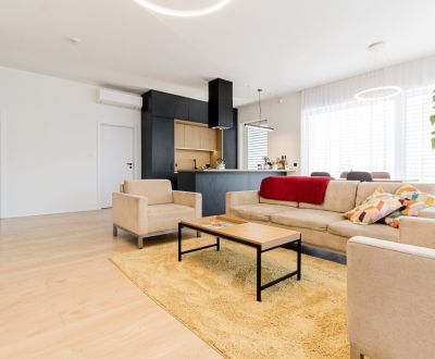 Luxusný slnečný 4 izbový byt s parkovaním 