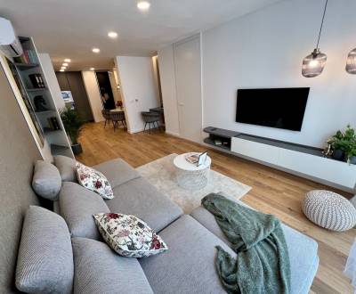 Precíznosť, elegancia a komfort - Moderný komplet zariadený 2-izb. byt