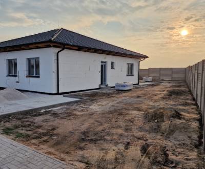 Nová cena - 4i bungalov v tichej lokalite Dunajskej Stredy