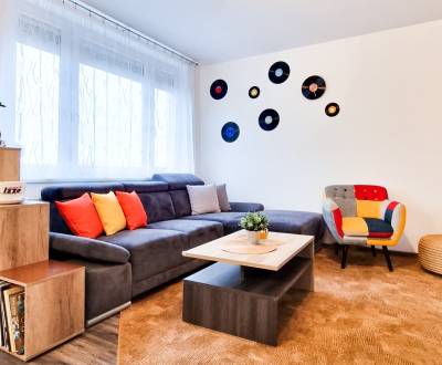 PREDANÉ Na predaj krásne zrekonštruovaný 3-izb. byt pražského typu