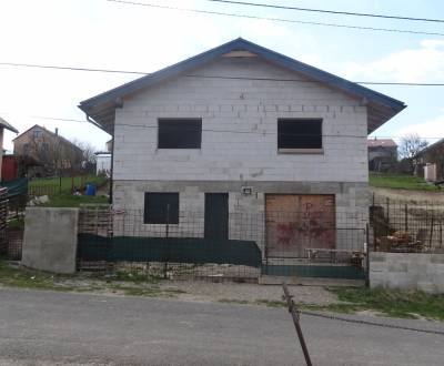 Rodinný dom, Hrubá stavba, Jarabina, okres S. Ľubovňa 