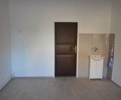Kancelária na prenájom 15m2, Jerichova, Trnava