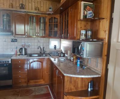 Predaj: Znížená cena!!! Rodinný dom v meste Turzovka(056-D)