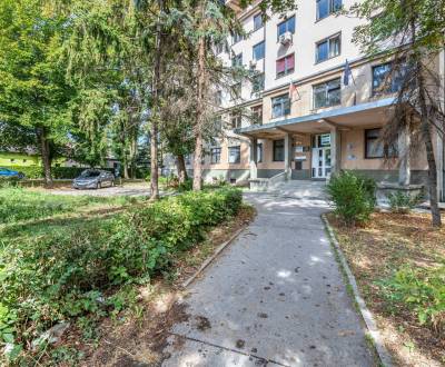 PRIESTOR V SUTERÉNE BC Tomášikova 35​