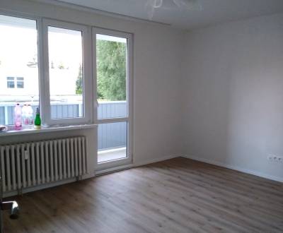 Predaj: Zrekonštruovaný 2 izbový byt v meste Turzovke