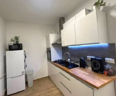 Prenájom pekný 1 izbový byt, Kašmírska ulica, Bratislava II. Ružinov