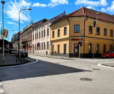 Predaj krásnej historickej budovy v centre Nitry na Farskej ulici