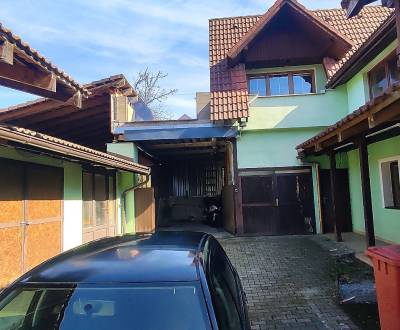 2 rodinné domy so spoločným dvorom Banská Bystrica (BBMS132)