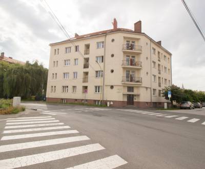 1-izb.tehlový byt, balkón, Staré mesto- Svätoplukova