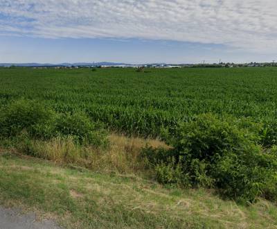 DEVELOPERSKÉ POZEMKY NA VSTUPE DO MESTA SENEC