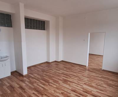 Dvojitá kancelária na prenájom, Galanta centrum