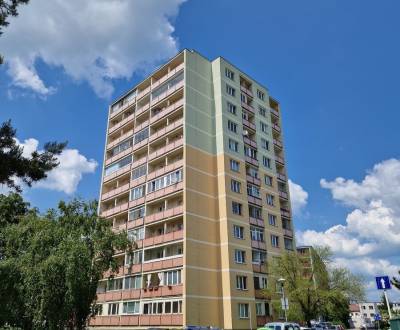 Predaj 4-izbového bytu Nové Mesto, ul. Čsl. parašutistov