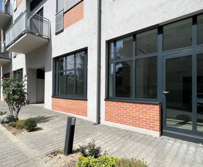 Obchodný priestor 59m2, uzavretý areál, 2x parking, pri OC Central