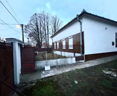 Predám rodinný dom v obci Komoča