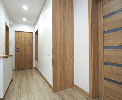 Znievska - byt po rekonštrukcií s loggiou
