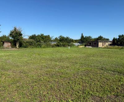 PREDAJ : záhrada, 500m2, Komárno časť Nová Stráž