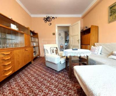 Na predaj zachovalý 3 izbový byt 72 m2 v pôvodnom stave Partizánske