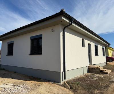OPONICE-4i. novostavba RD na klúč+kuchynská linka v cene