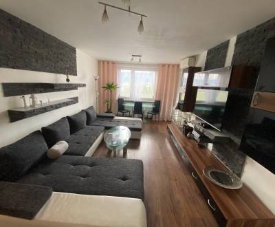 PREDAJ: 3 izbový byt, zrekonštruovaný, 68 m2, Ľadoveň-Martin;149.900 €