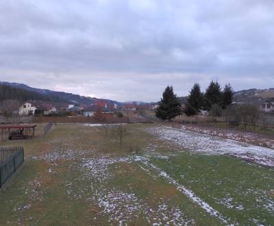 PREDAJ - stavebného pozekmu 1845 m2 STAŠKOV 