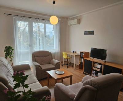 Predaj útulný 2 izbový byt, čiastočná rekonštrukcia, Sputniková ulica