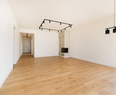 +REZERVOVANE+ RED OAK - Moderná dokončená Novostavba