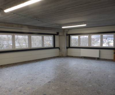 Ponúkame na prenájom  -  Administratívne priestory 