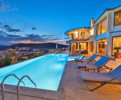 Turecko, Kalkan, 5 spálňová luxusná vila