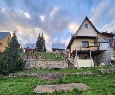 Zrekonštruovaná chata s pozemkom 440 m2, Nové Mesto nad Váhom