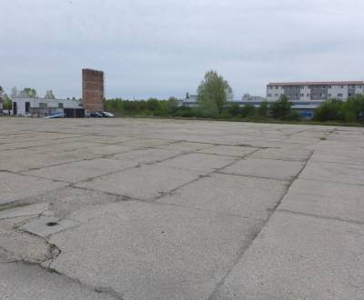 Betónová plocha na prenájom o ploche 1500 m2 až 3000 m2
