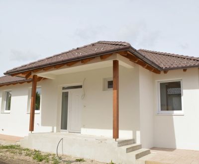 Predaj moderného 4i rodinného domu, pozemok 544 m2, Hegyeshalom