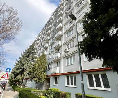Na predaj 3i byt v Ružinove, na ulici Nezábudková, 71m2.