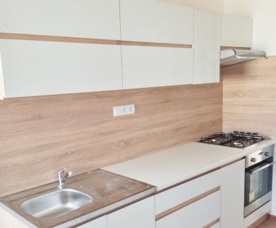 Predané! 2 izbový byt 64 m2 s balkónom v centre, Lipt. Mikuláš