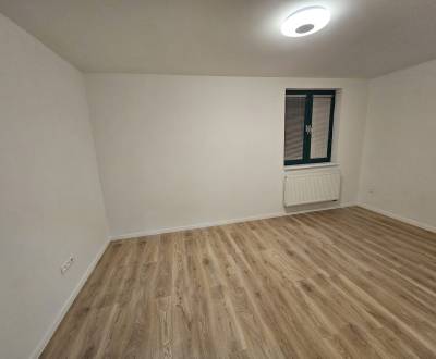 Byt v Dunajskej Strede, Priemyslená, 107m2, garáž, rekonštrukcia